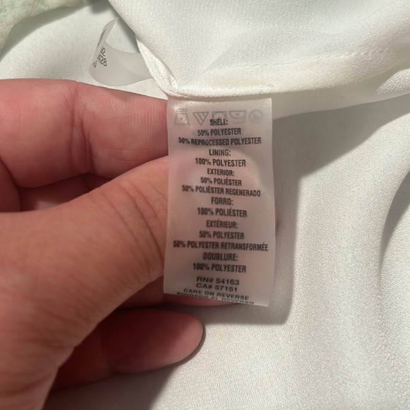 CALVIN KLEIN
Print Ruched V Neck Top - Picture 8 of 16